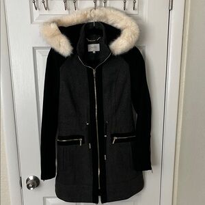 Laundry by Shelli Segal NWOT Black and Cream Women's Jacket with Faux Fur Hood